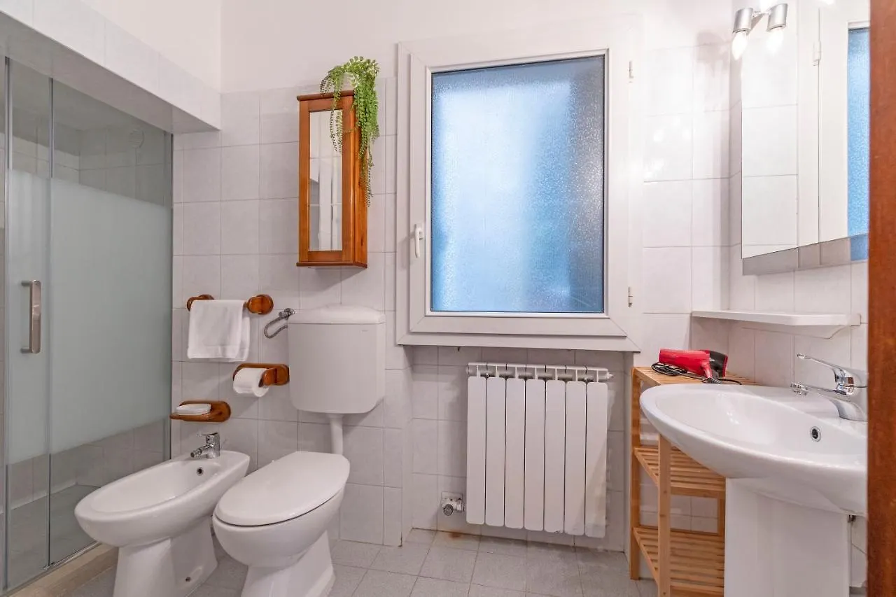 Ponte Squero Flat M0270423226 Apartment Venice Italy