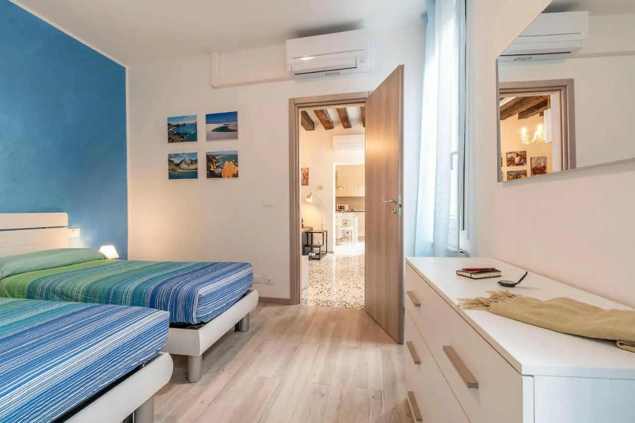 Ponte Squero Flat M0270423226 Apartment Venice 0*,