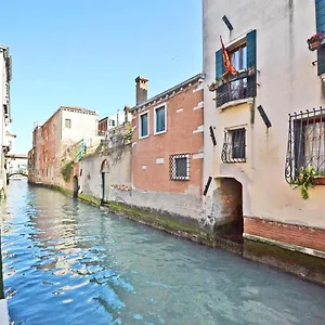 San Barnaba On The Canal Appartamento