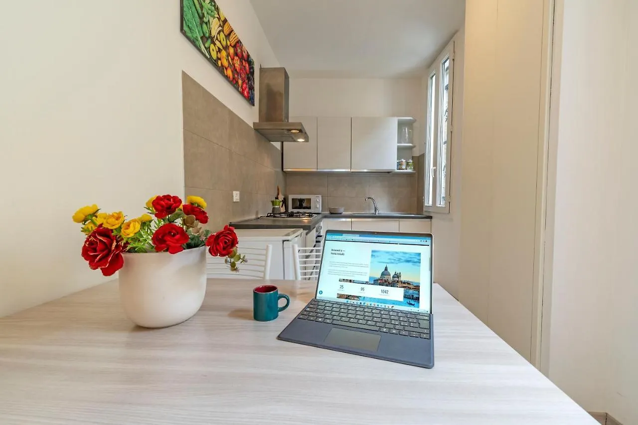 Ponte Squero Flat M0270423226 Apartamento Veneza